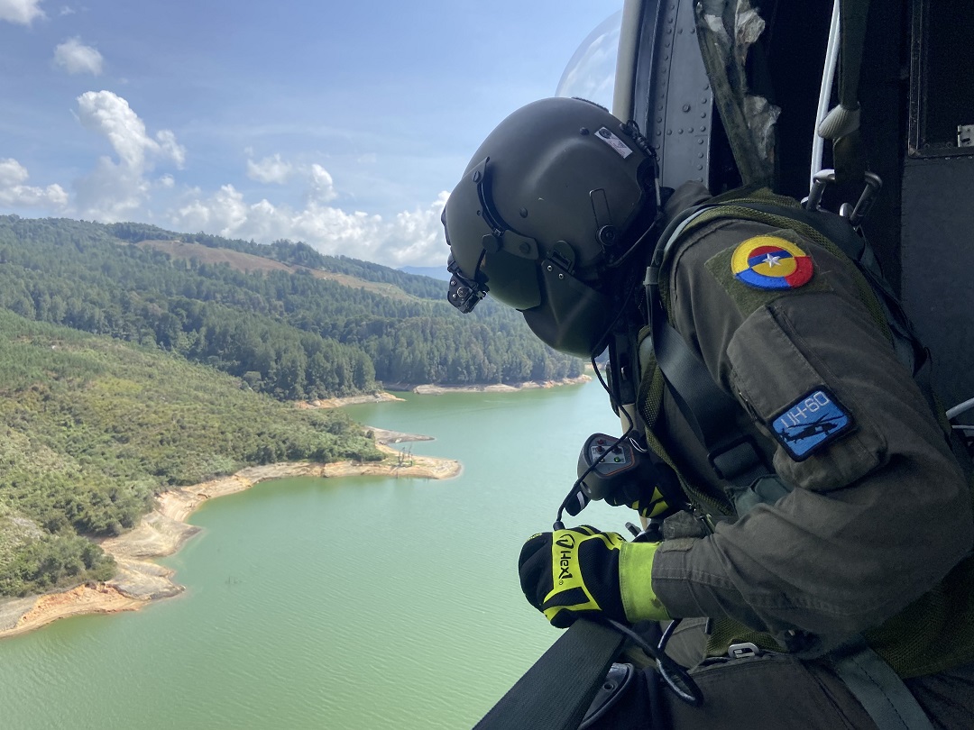 Helicóptero de la Fuerza Aeroespacial Colombiana apoyó la extinción del incendio presentado en San Pedro de los Milagros 