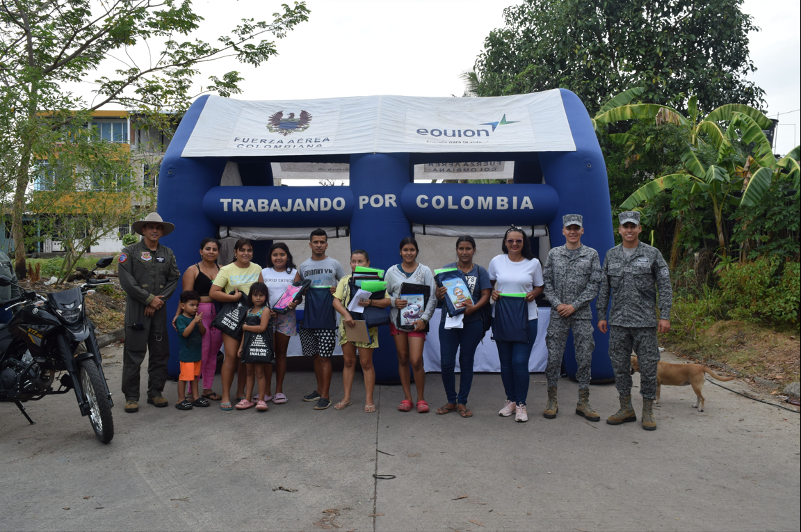 Fomentando el Regreso a Clases: Niños y niñas en Yopal, Casanare, son beneficiados con Kits escolares en una iniciativa liderada por la Fuerza Aeroespacial