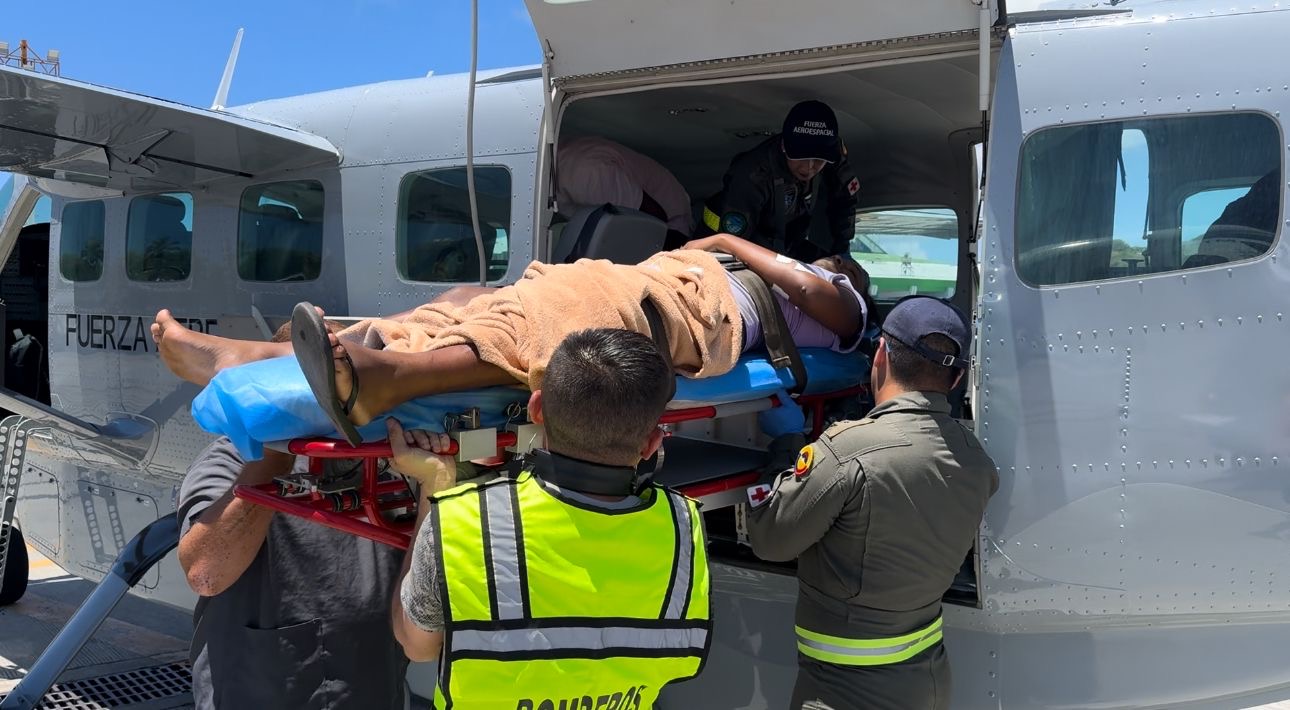 Traslado urgente de una adolescente en un Caravan C-208B desde Providencia hasta San Andrés
