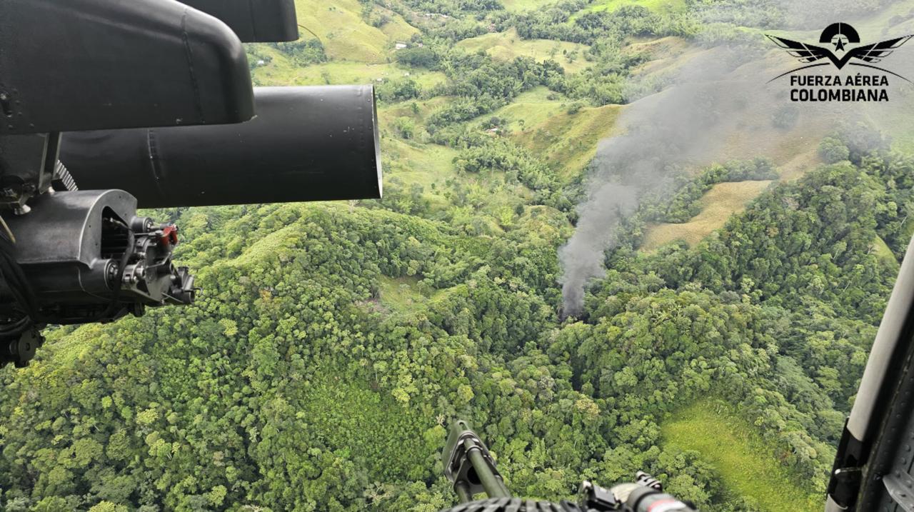 Fuerza Aérea Colombiana y Policía Nacional desmantelan laboratorio de cocaína en Sonsón, Antioquia
