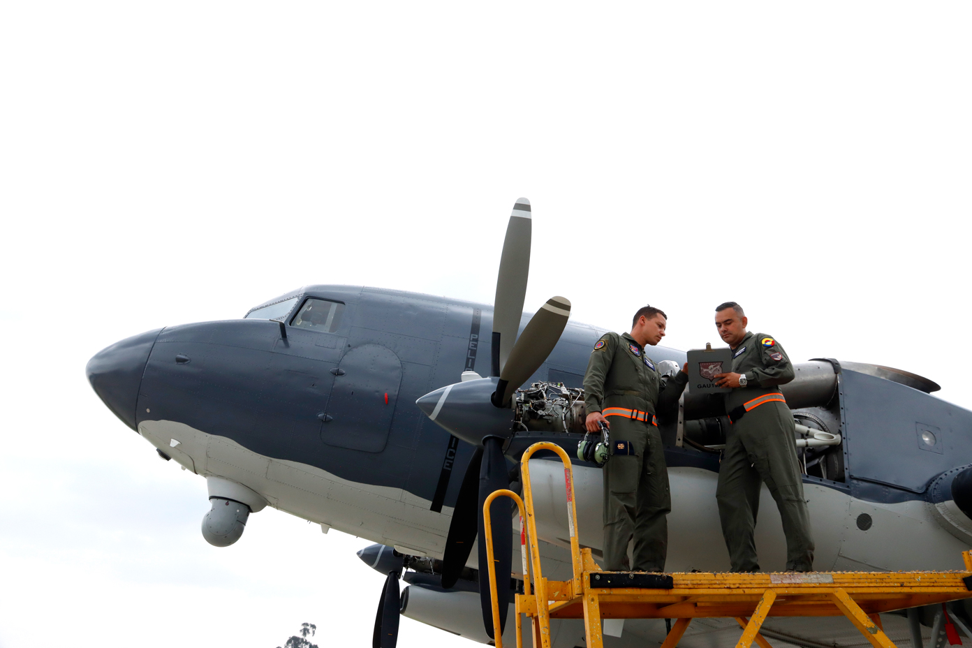 Honor y gratitud a nuestro Comando Aéreo de Mantenimiento en sus 100 años