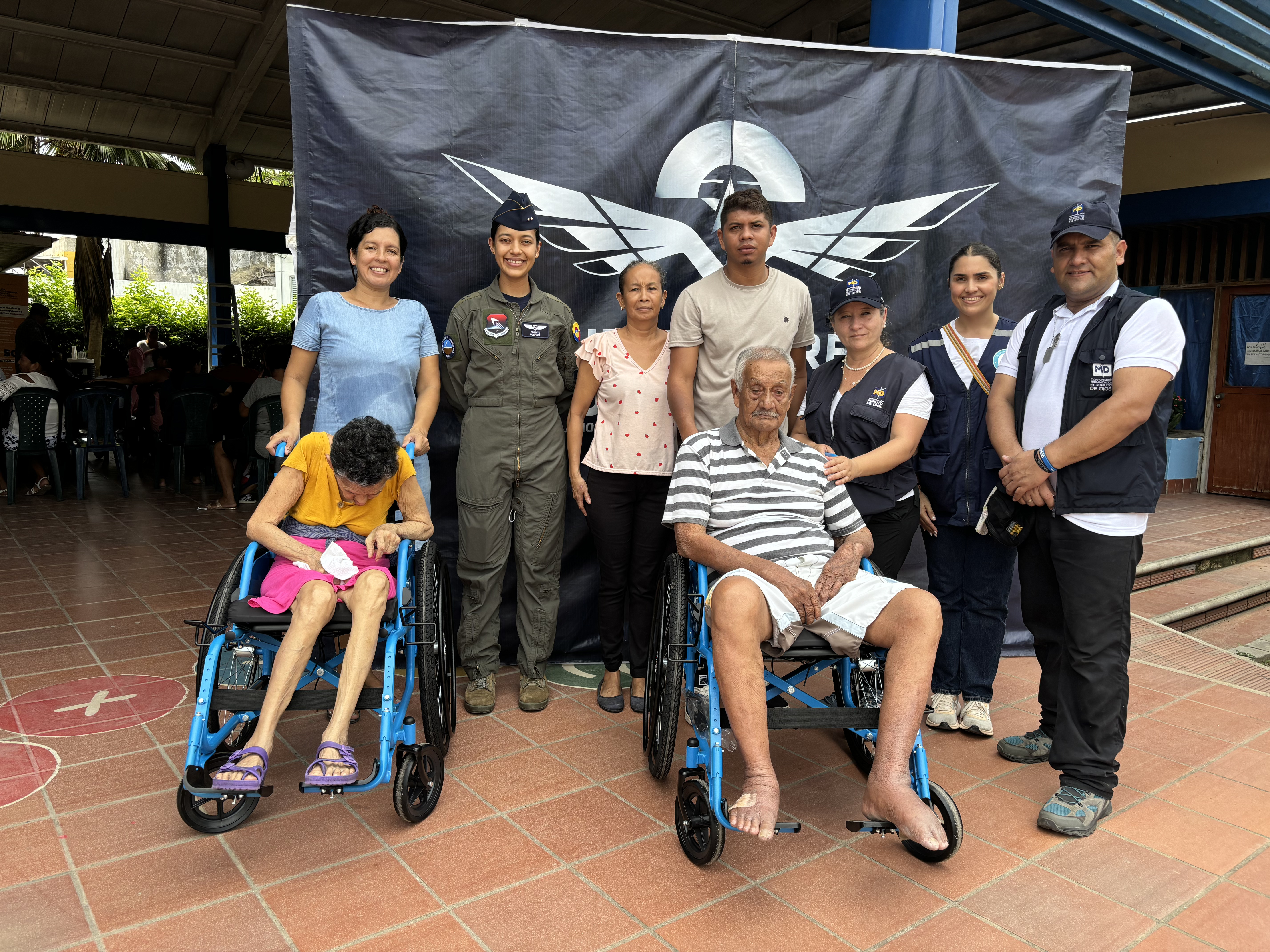 Adultos mayores de Malambo se beneficiaron con sillas de ruedas