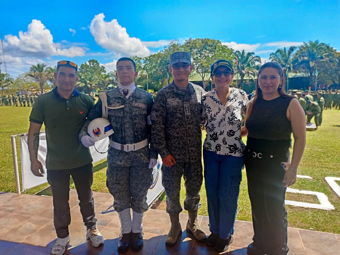 En Puerto Carreño, se dio inicio a las celebraciones navideñas con una emotiva ceremonia militar
