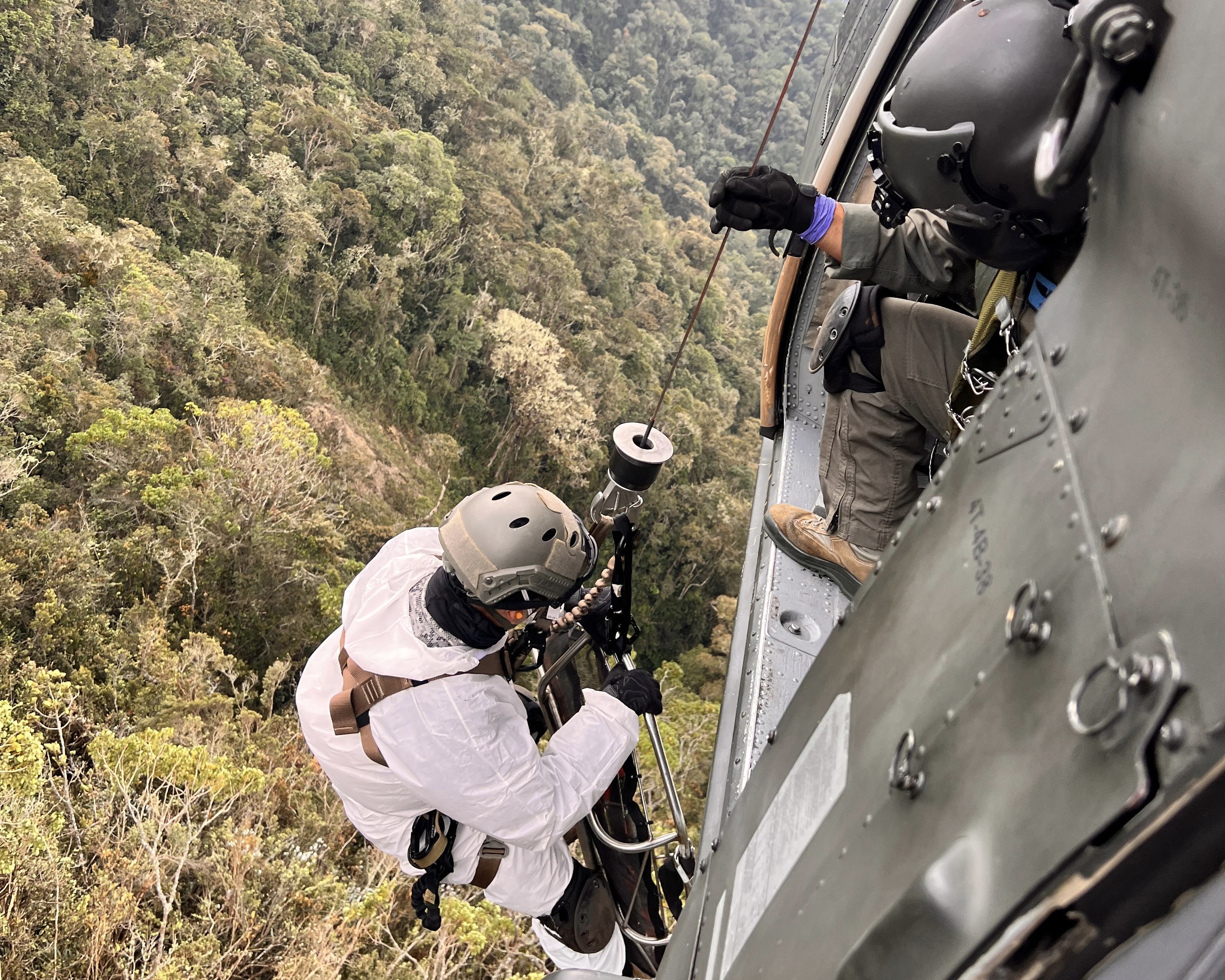 Víctimas mortales del accidente en Antioquia fueron extraídos por la Fuerza Aeroespacia