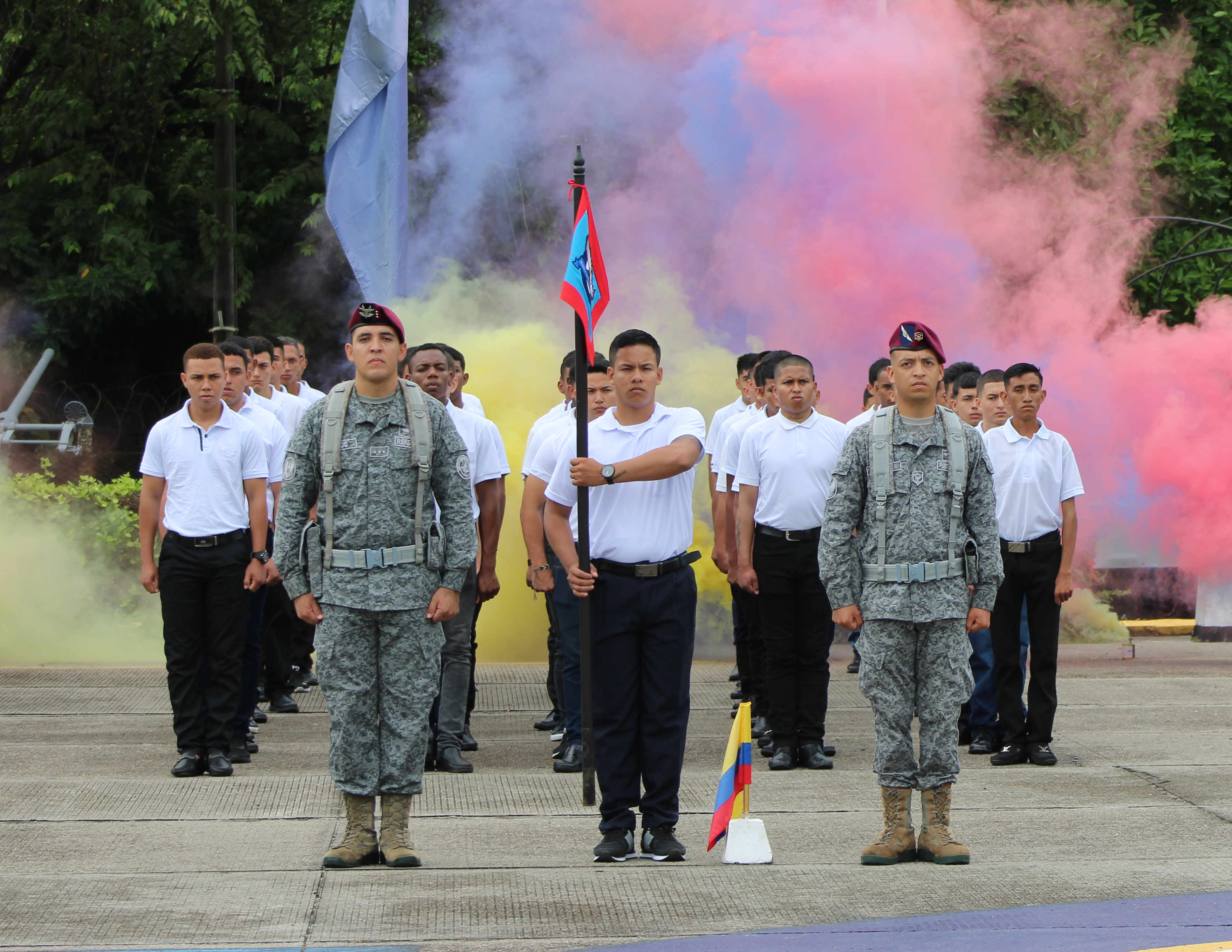 Jóvenes de todo el país integran el tercer Curso de Soldado Profesional 