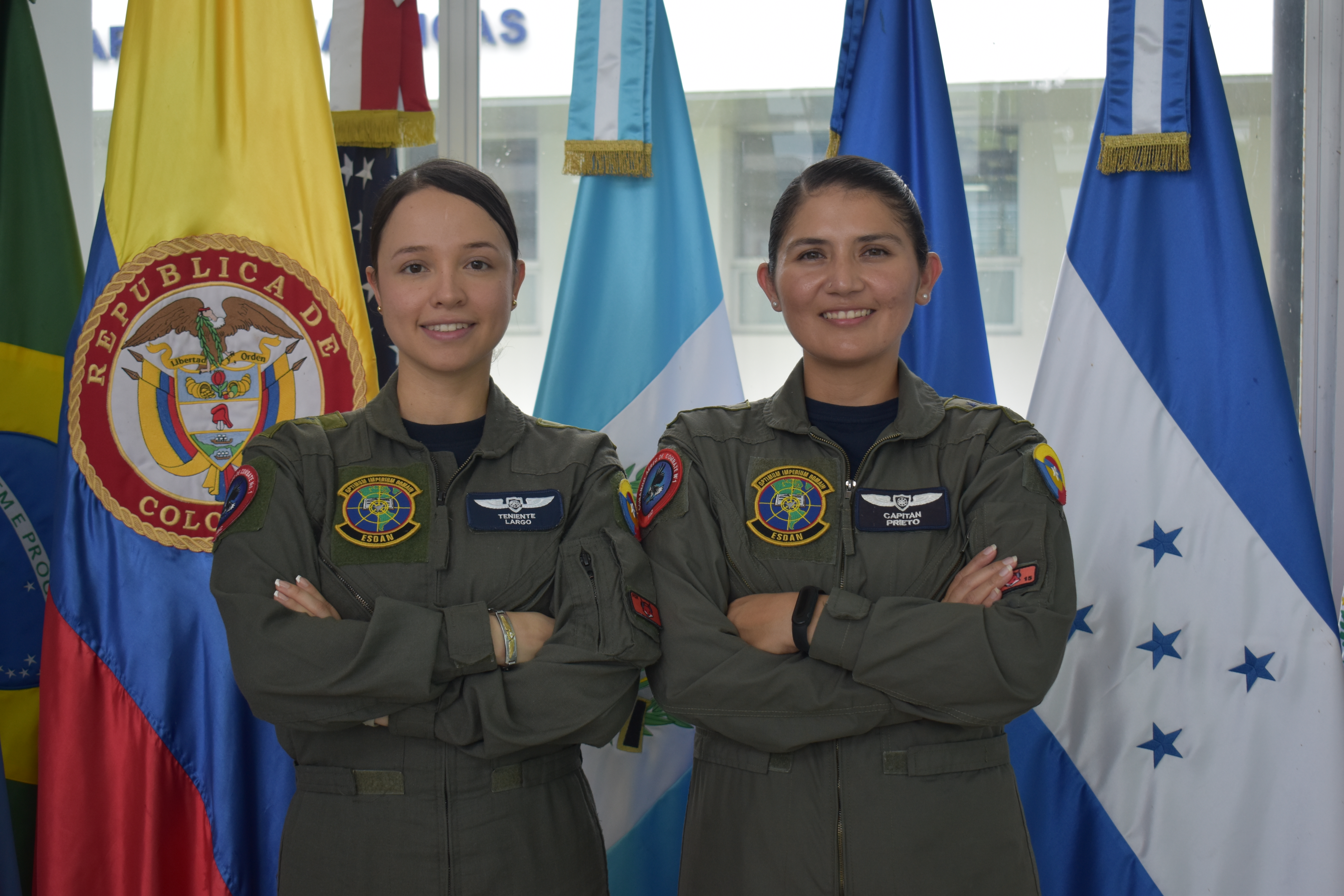 Oficiales colombianas dictan curso especializado a militares de la Fuerza Aérea Hondureña