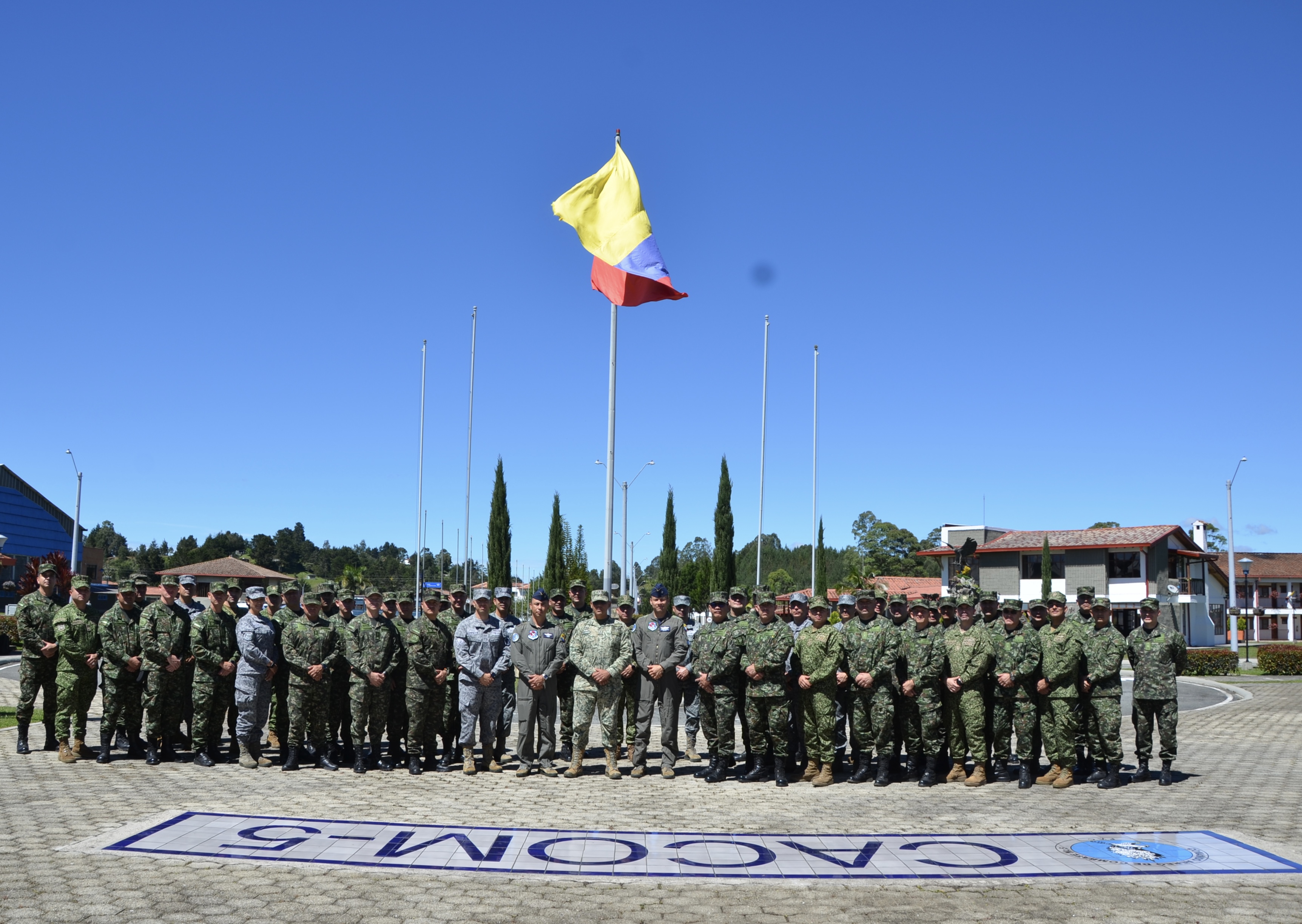 Oficiales superiores de las FF.MM conocieron las capacidades de la FAC