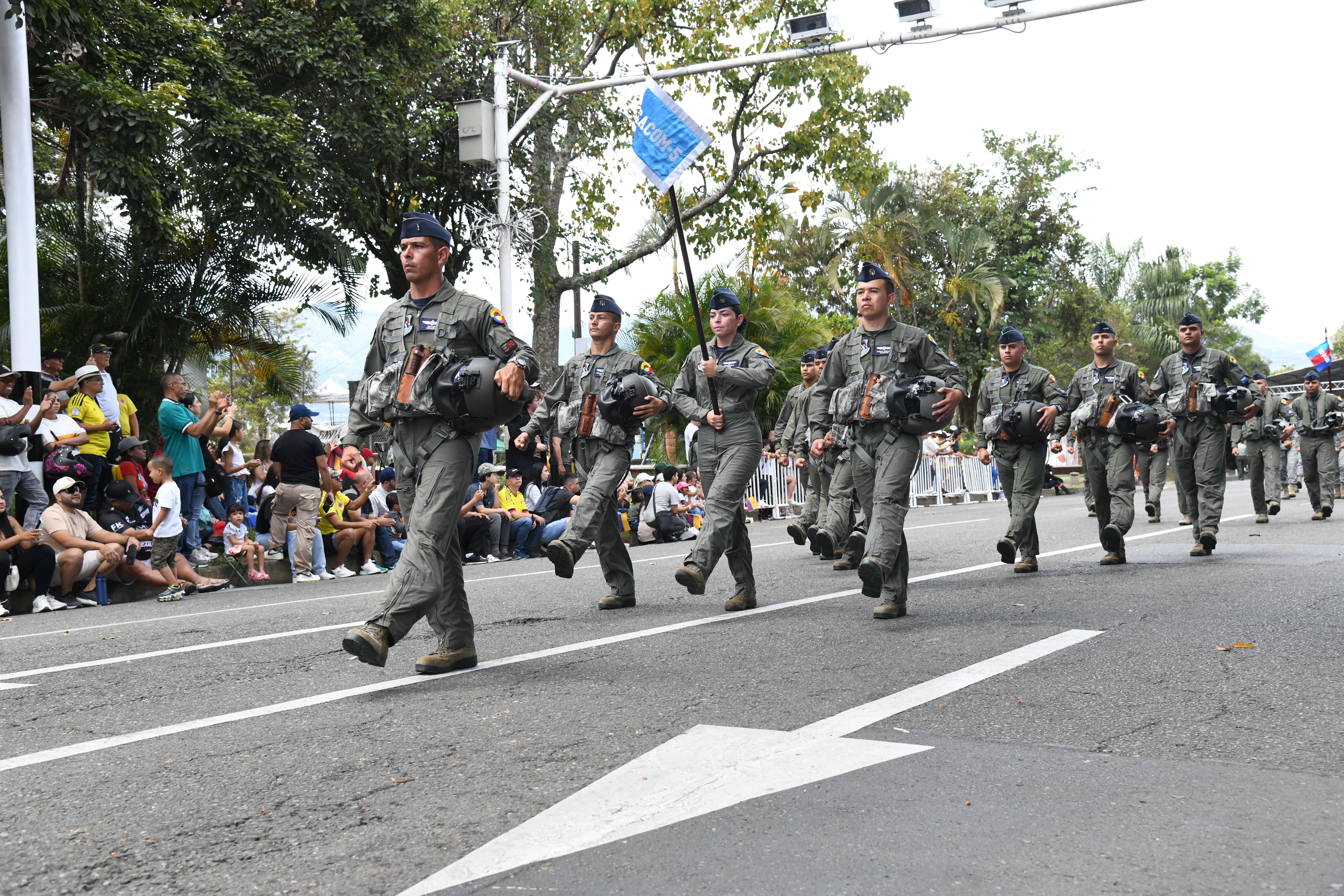 FAC rinde homenaje a la patria en el 20 de julio en Antioquia
