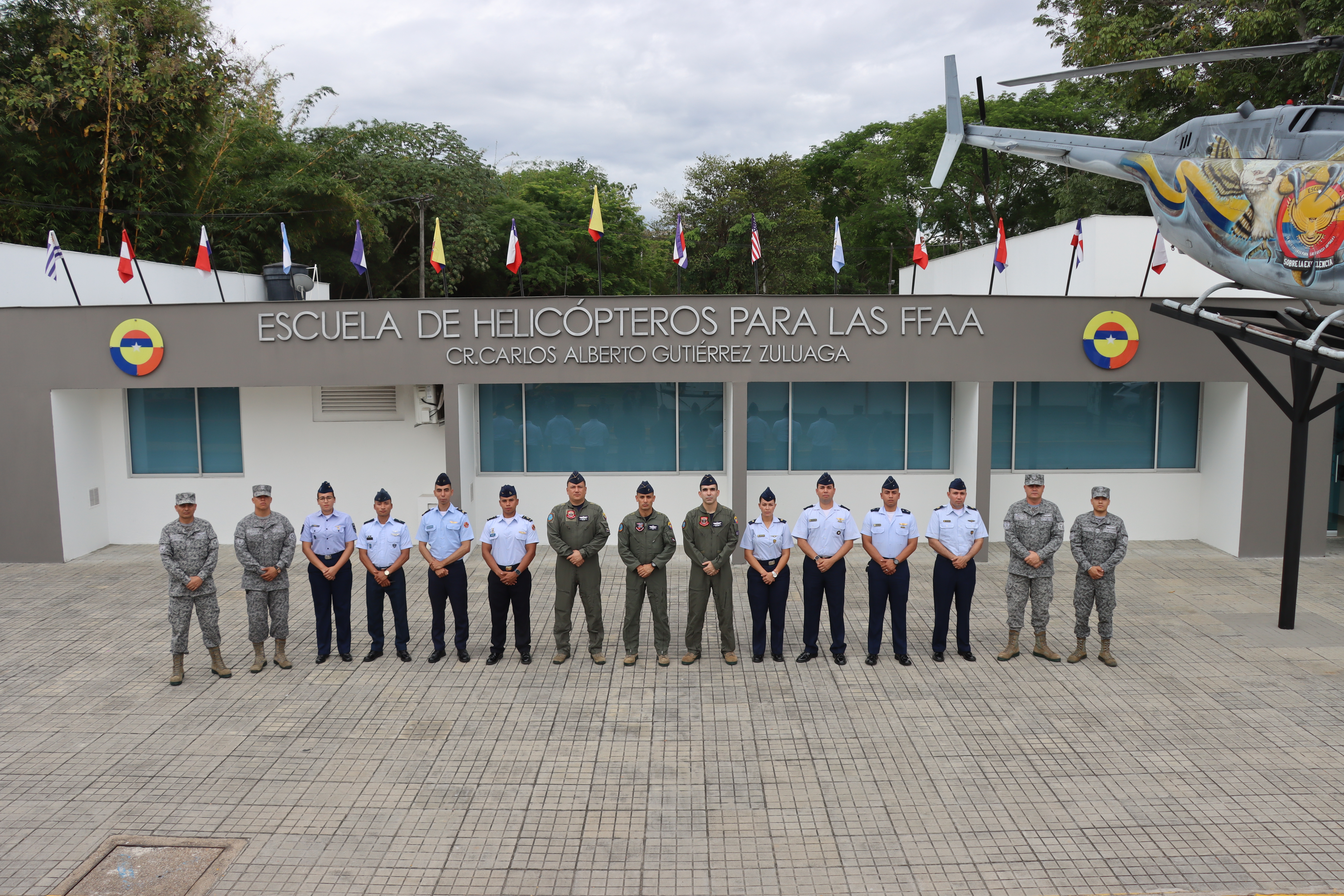 Misiones sin Fronteras: Entrenamiento que Une Naciones