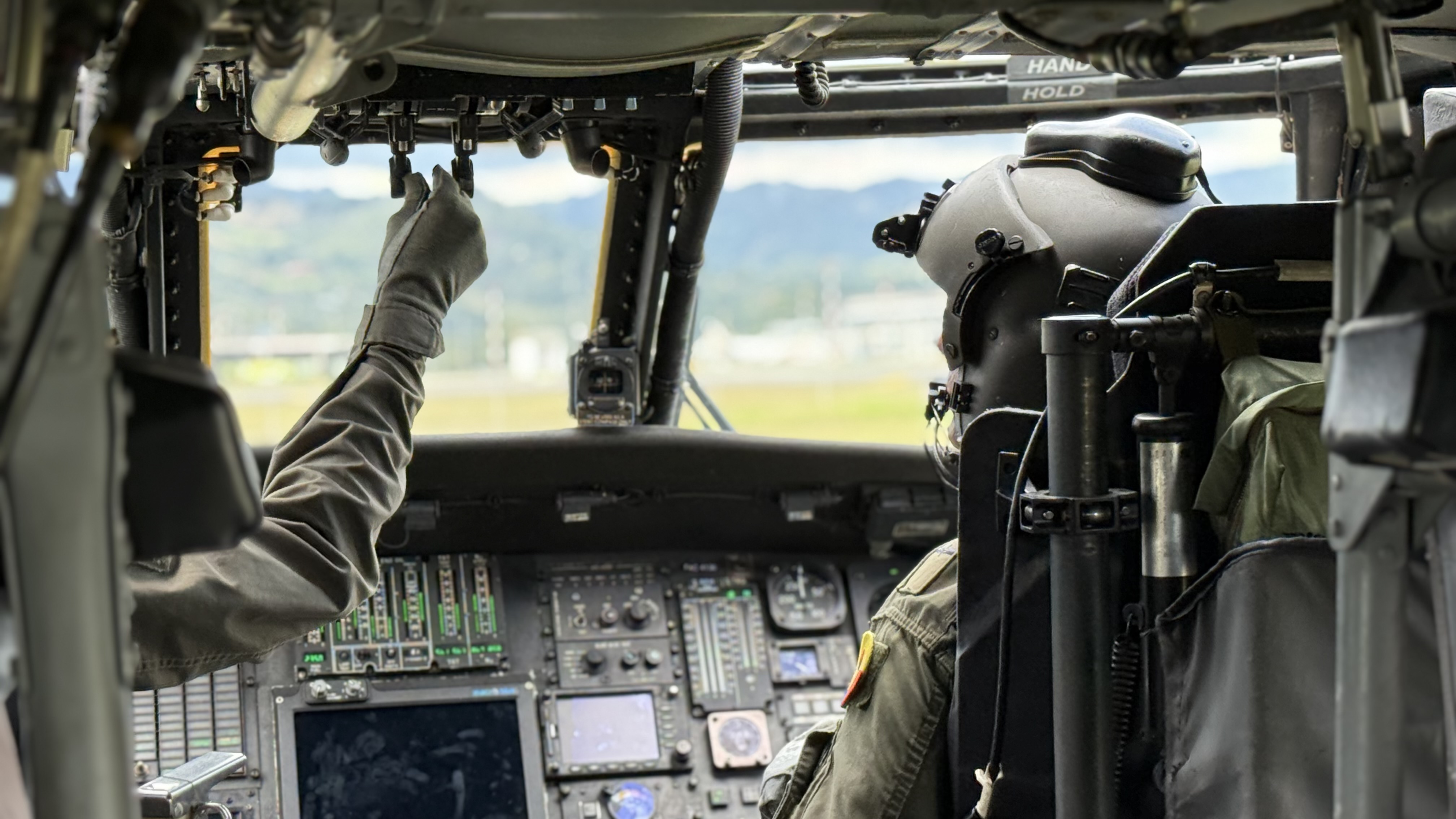 Con operaciones aéreas se fortalece el Plan Democracia en el país Con operaciones aéreas se fortalece el Plan Democracia en el país