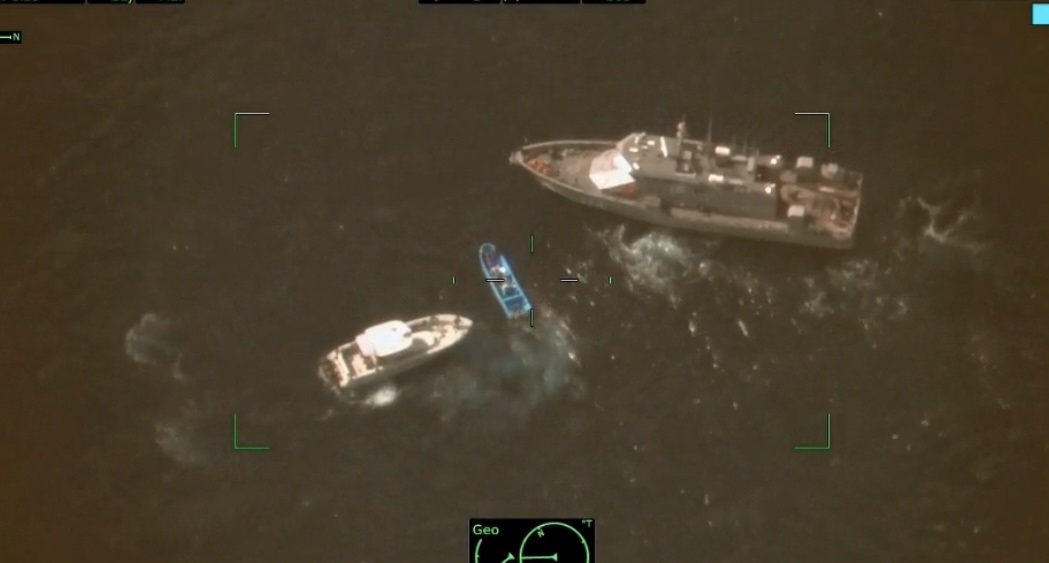 Operación combinada permitió interdicción de embarcación ilegal en el mar Caribe