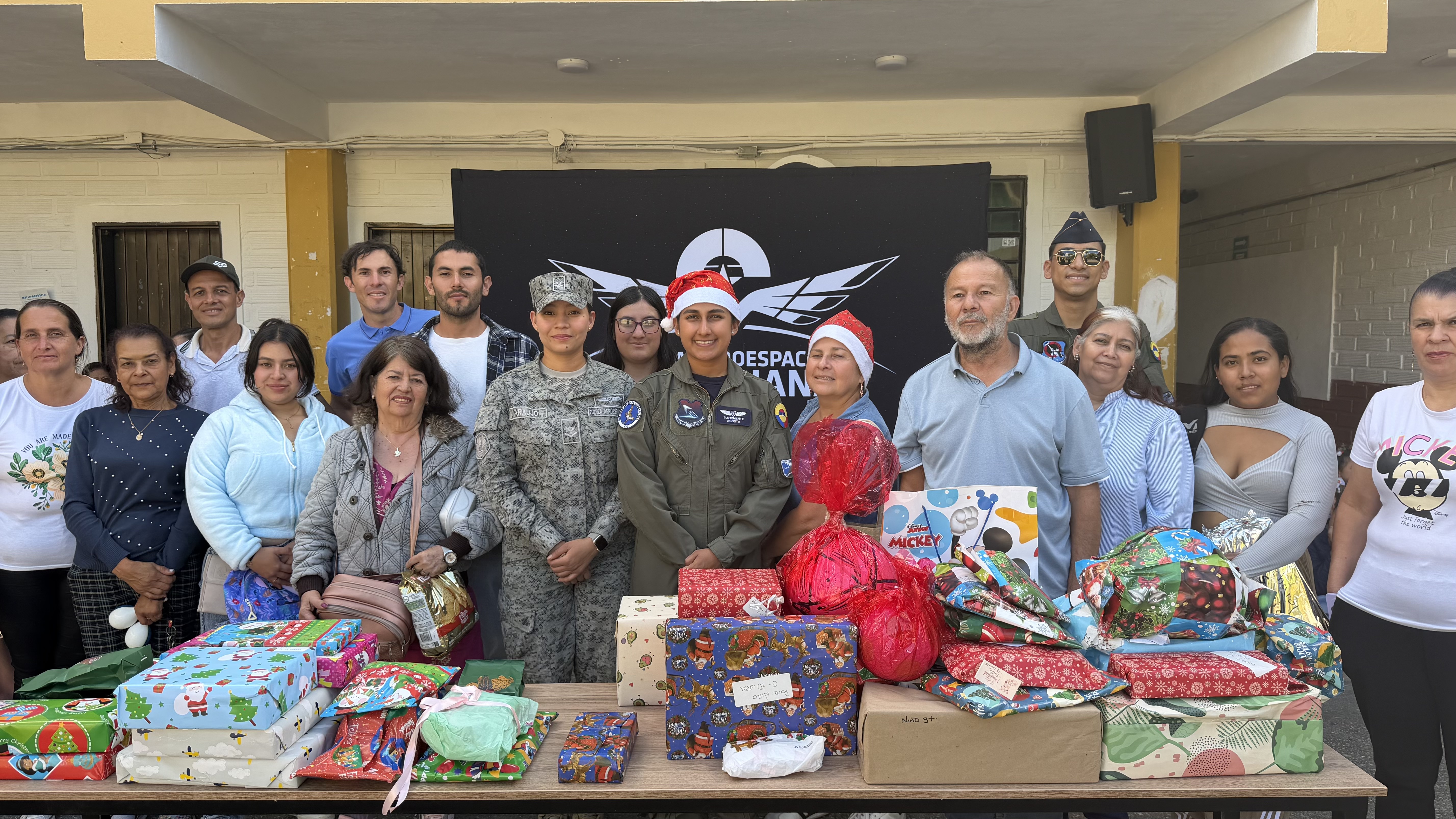 En la víspera de Navidad, la “Operación Gratitud” llegó a Rionegro