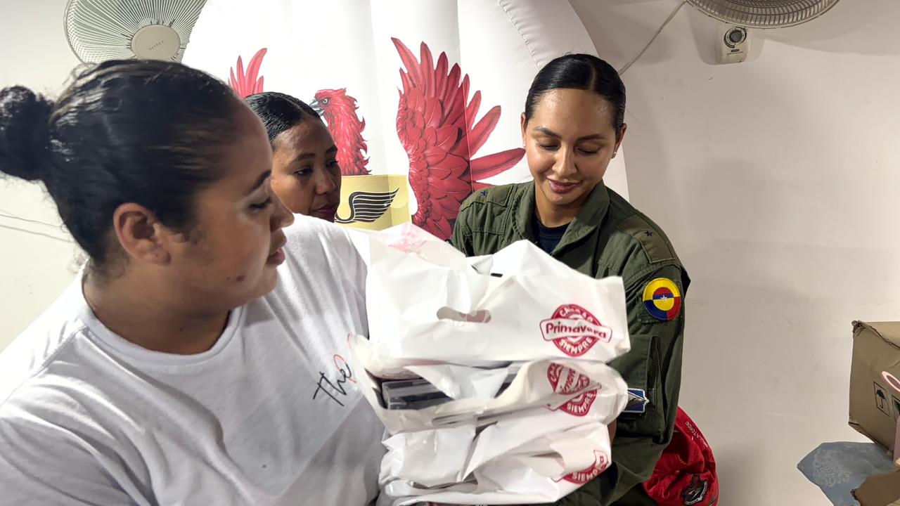 Entrega de kits escolares beneficia al barrio Nueva Guinea en San Andrés