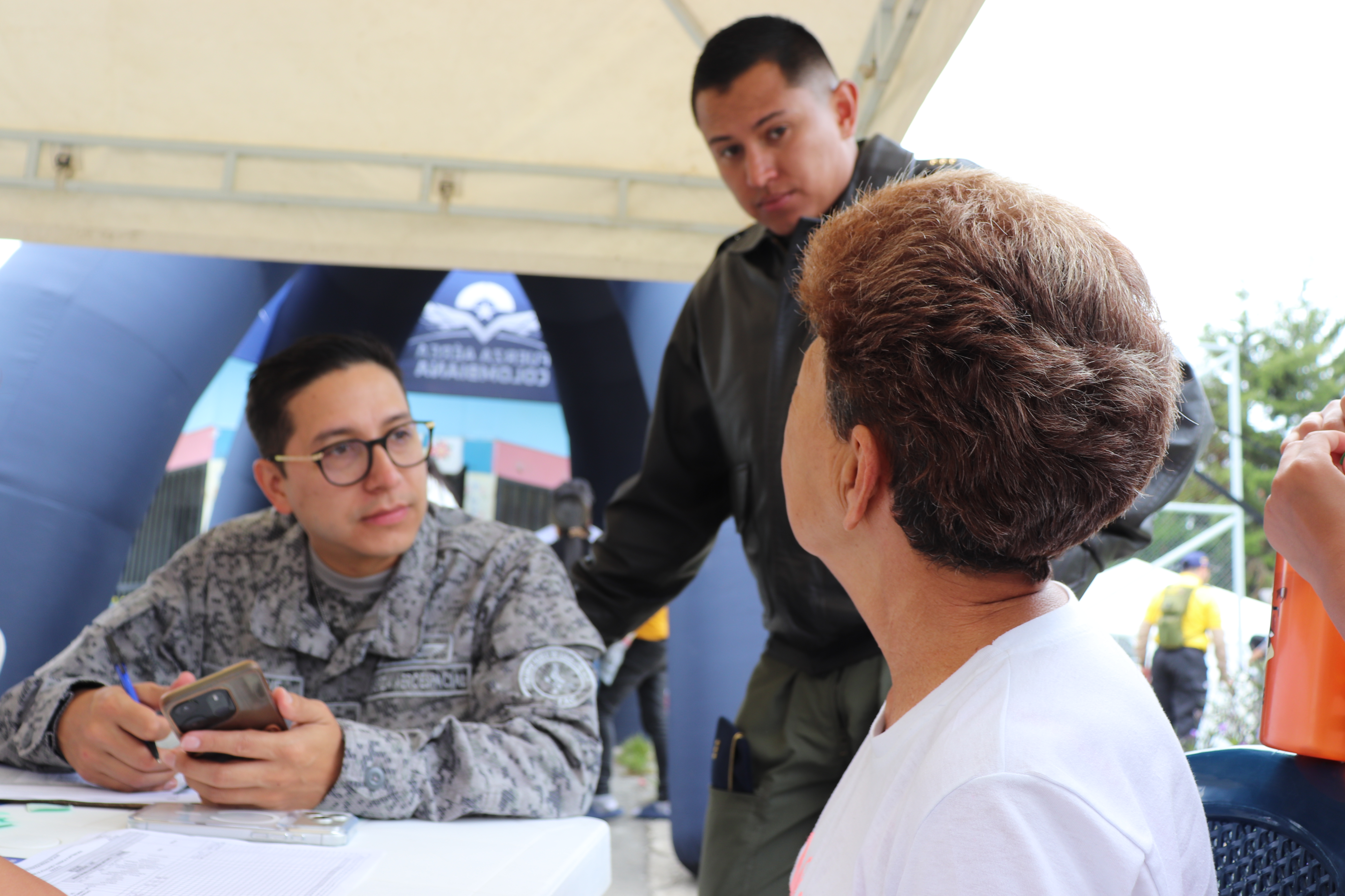 Comunidad de Alto Bonito en Rionegro, recibió servicios de salud y bienestar