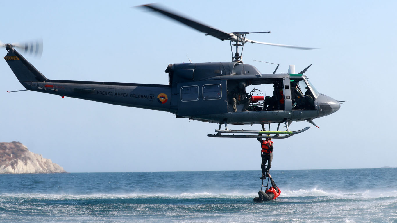 Fuerza Aérea Colombiana desarrolló un exigente ejercicio de aguas abiertas