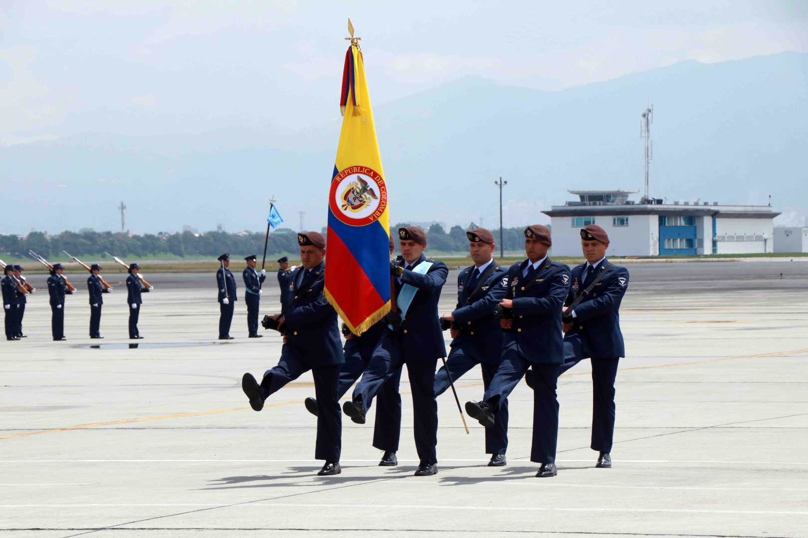 103 Años Fuerza Aérea Colombiana