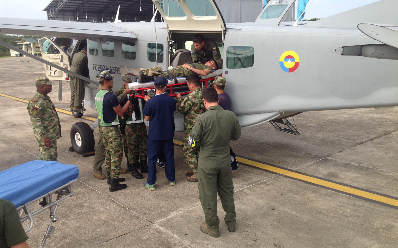 Fuerza Aérea Colombiana realiza transporte aeromédico en el Amazonas