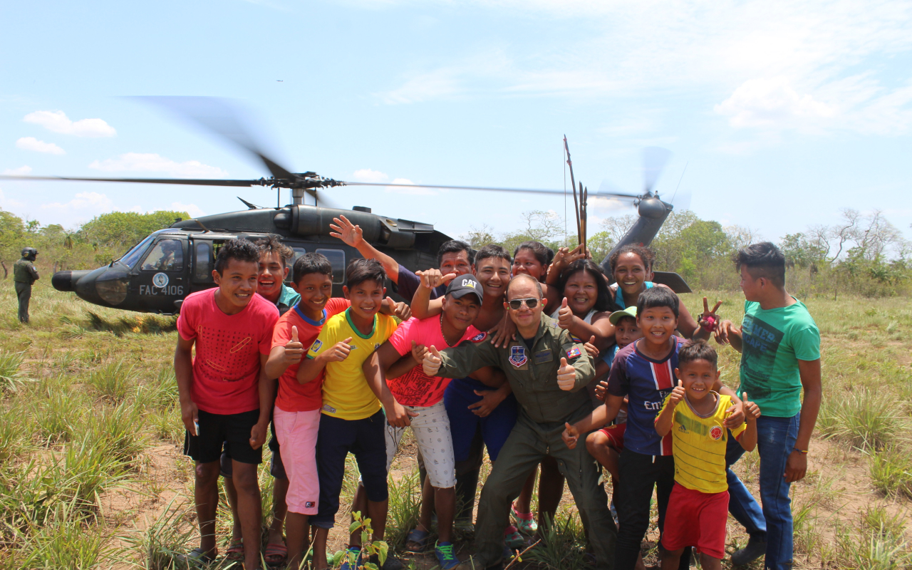 El Grupo Aéreo del Casanare lleva un 'día de sueño' a Caño Mochuelo 