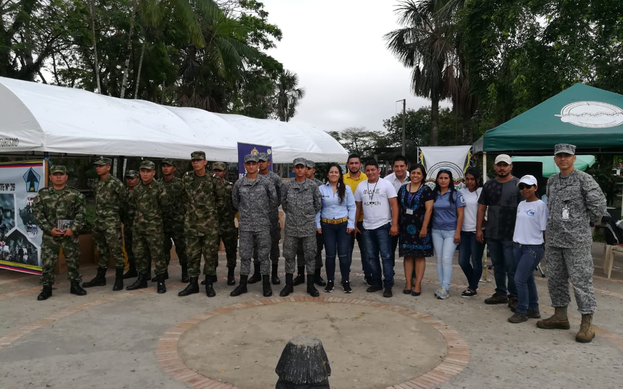 Grupo Aéreo del Amazonas participa en Tercera Jornada de Posconsumo
