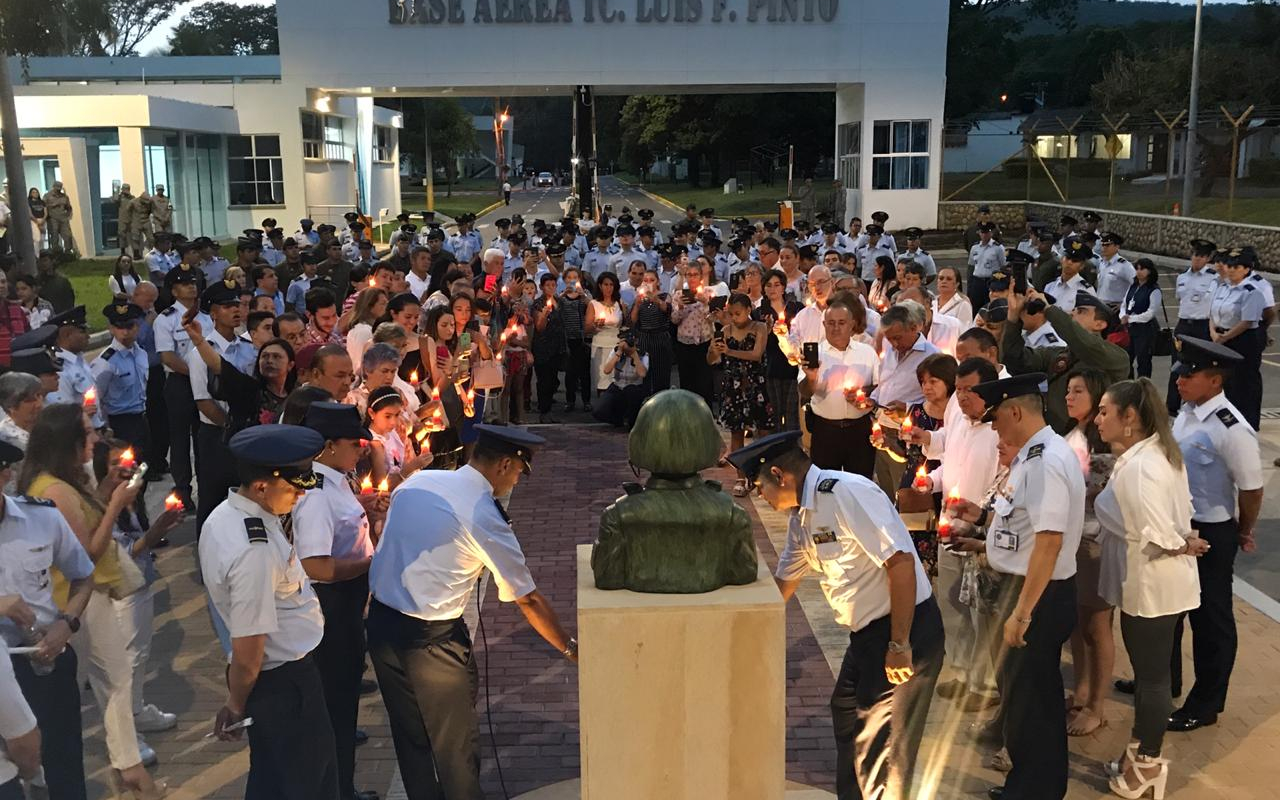 CACOM 4, realiza un sentido homenaje a los hijos de la patria.