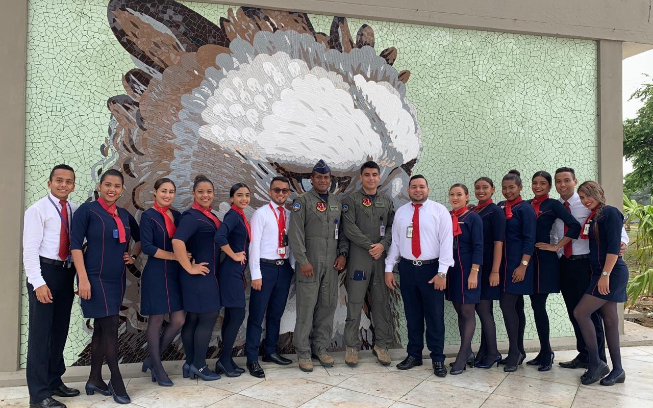 Escuela de Capacitación en Operaciones Aéreas visita el CACOM 3