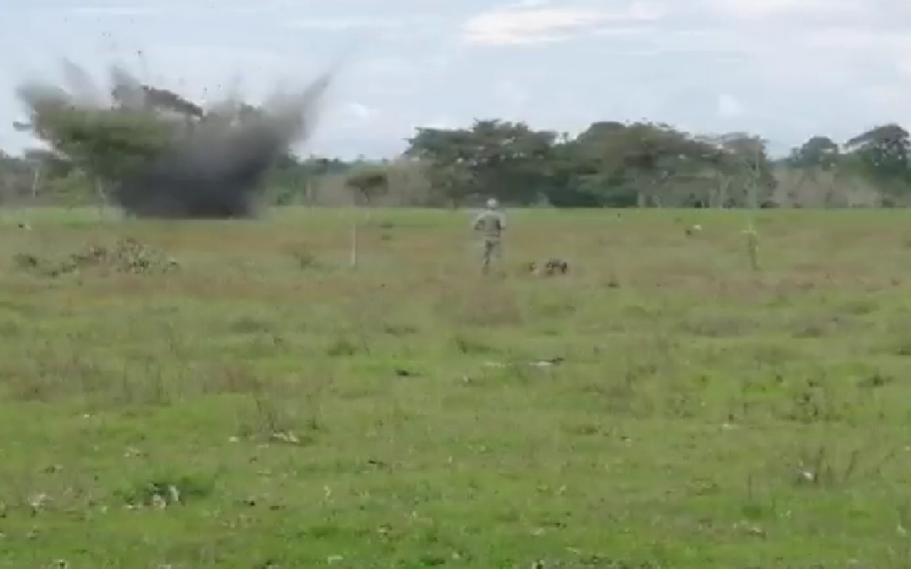 Fuerza Aérea Colombiana continúa con la ofensiva masiva de neutralizar pistas ilegales utilizadas para el narcotráfico en el Caquetá 