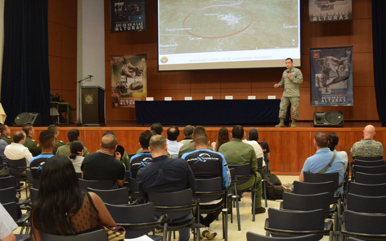 Con éxito se realizó el Primer Foro del Espacio Aéreo Vallecaucano en la Base Aérea Marco Fidel Suárez