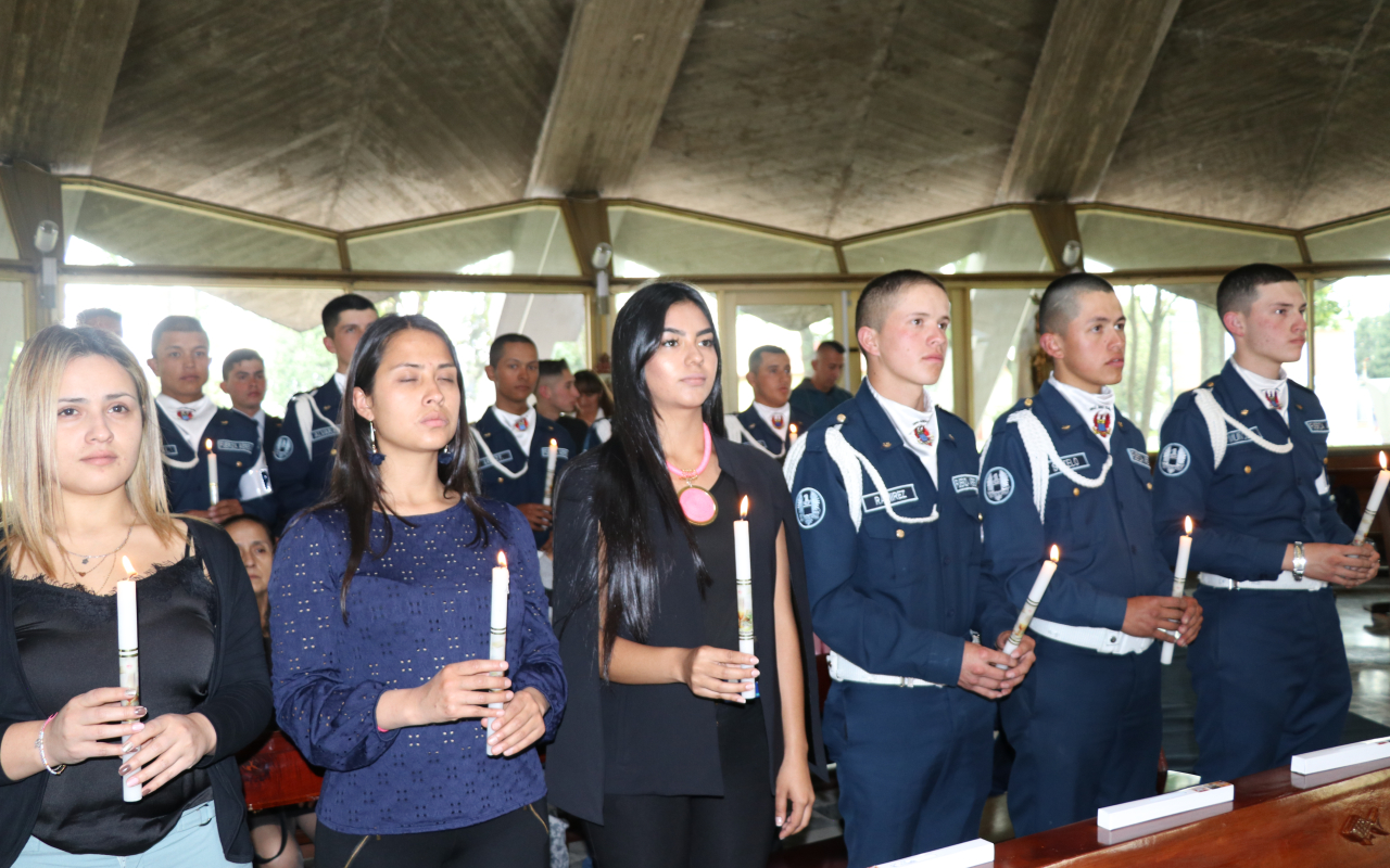 Jóvenes ratificaron su fe a través del sacramento de la confirmación