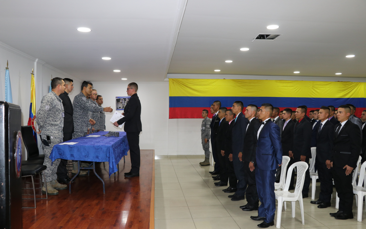 Licenciamiento de soldados, un logro más para estos jóvenes 