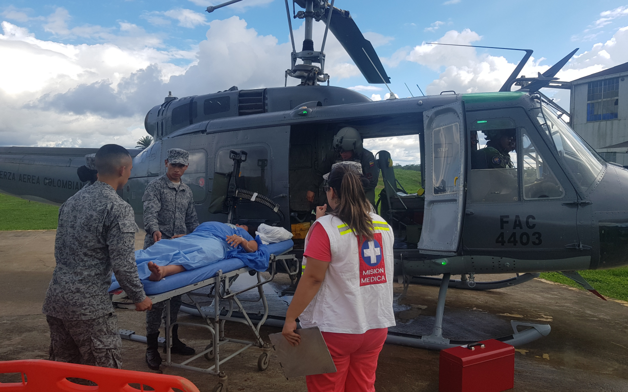 Mujer embarazada en trabajo de parto fue trasladada por la Fuerza Aérea Colombiana hasta la capital caqueteña