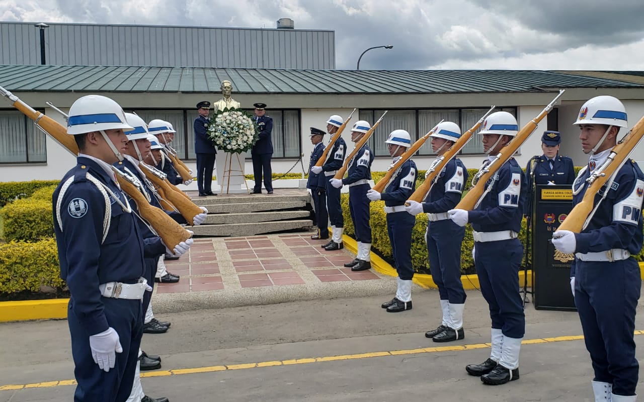 CAMAN realiza ofrenda floral con motivo de su aniversario No. 95 años
