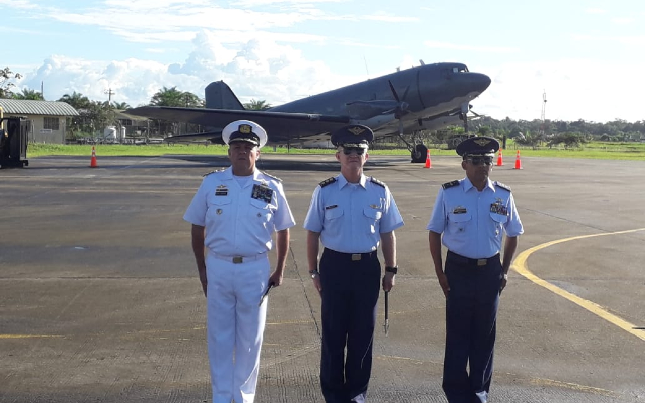 Imponente ceremonia militar de transmisión de mando se llevó a cabo en el CACOM-6