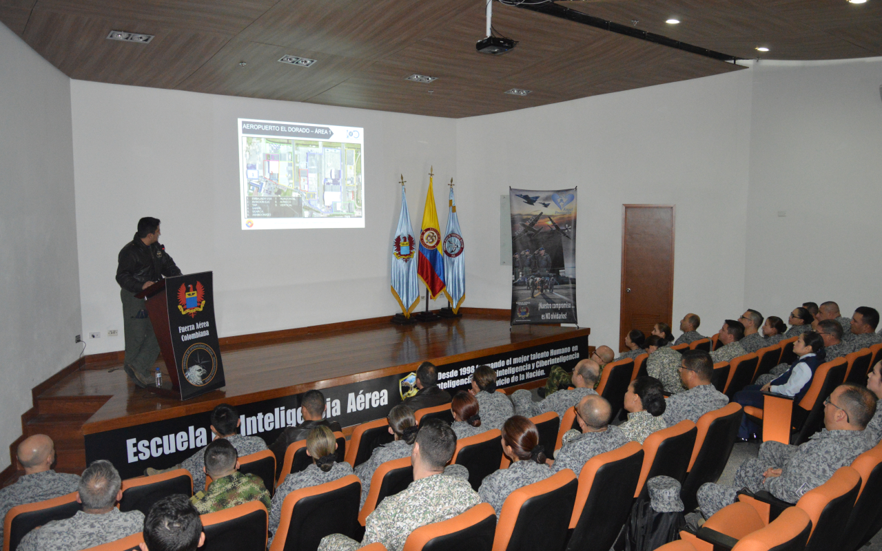 CATAM; recibe visita Geoestratégica de la Escuela Superior de Guerra CIM-2019