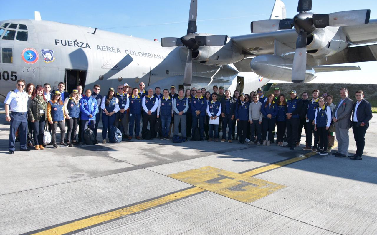 Personal de la UNGRD fue transportado por la Fuerza Aérea a Yopal