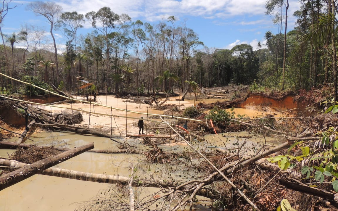 El Grupo Aéreo del Oriente intensifica operaciones contra los delitos ambientales