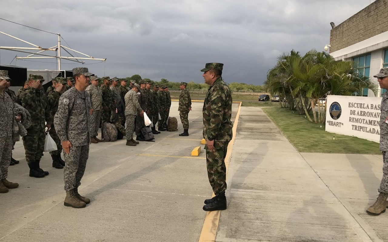 El Curso de Estado Mayor de la Escuela de Guerra visitó al CACOM 3 