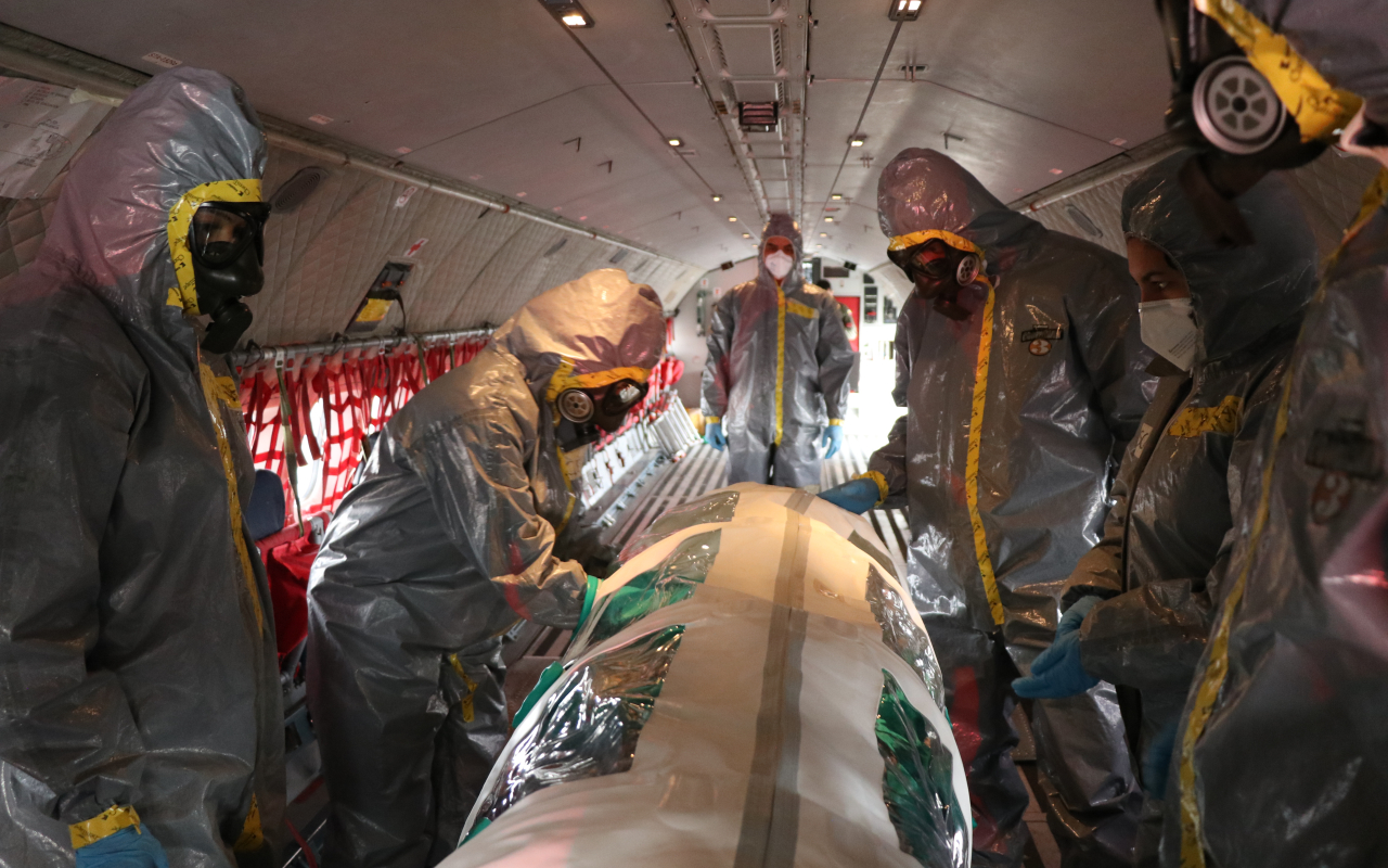 Capacitación para traslado y manejo de pacientes de alto riesgo, lideró la Fuerza Aérea en Bogotá