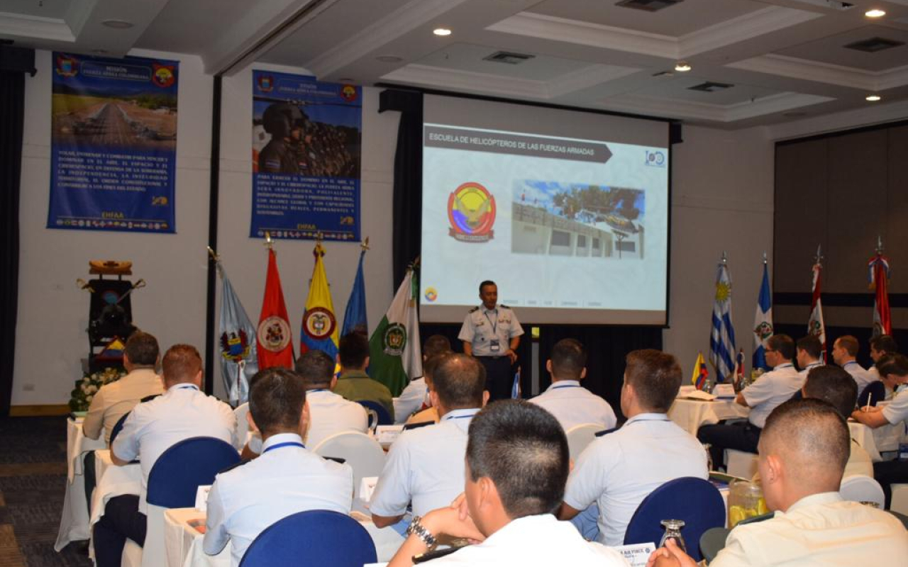 La EHFAA, realiza el Segundo Congreso de Helicópteros de Latinoamérica.