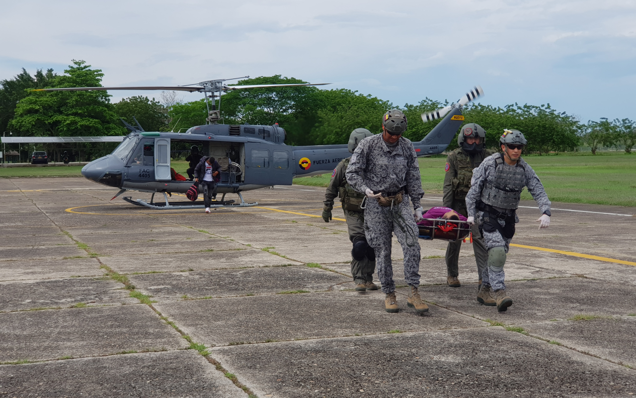 Oportuno traslado aeromédico realiza la Fuerza Aérea Colombiana en el Magdalena Medio