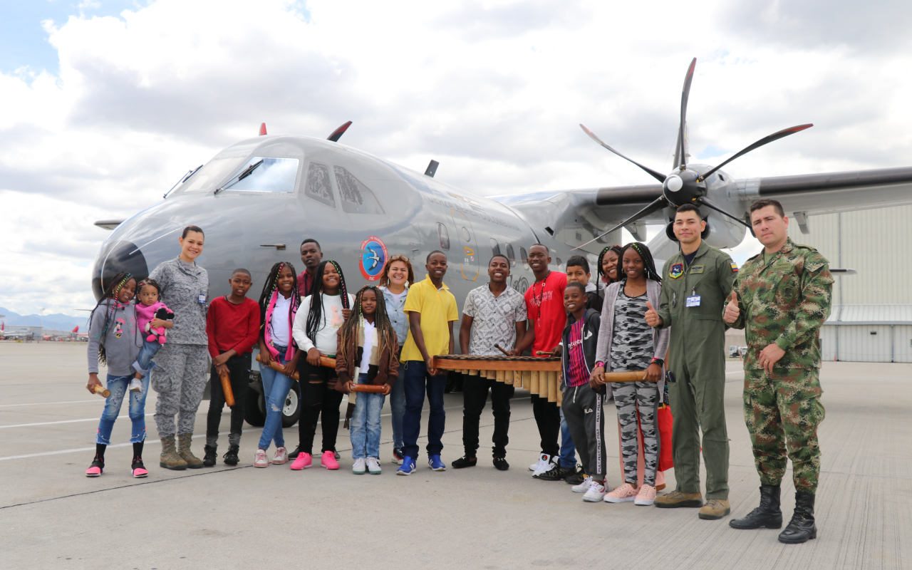 A través de la música Niños de Buenaventura ponen a volar sus sueños
