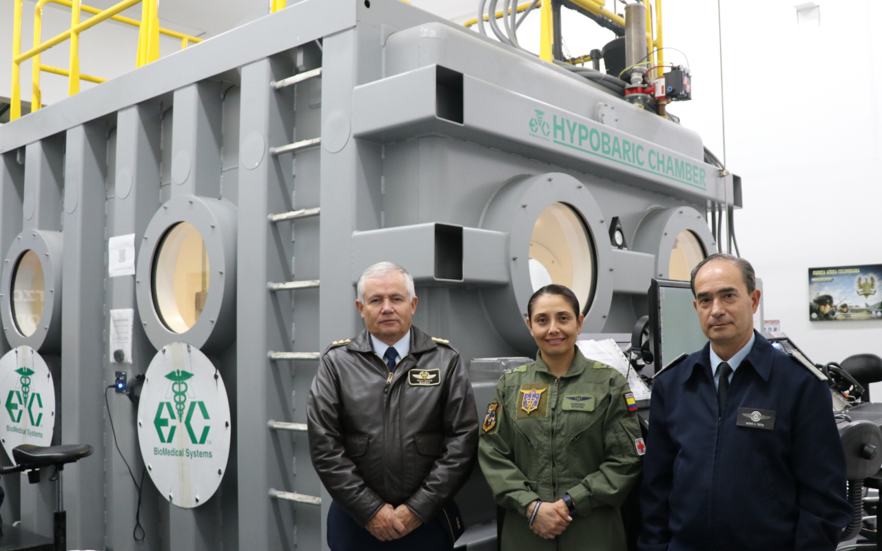 Así fue la visita del Subjefe del Estado Mayor General de la Fuerza Aérea de Argentina a CATAM