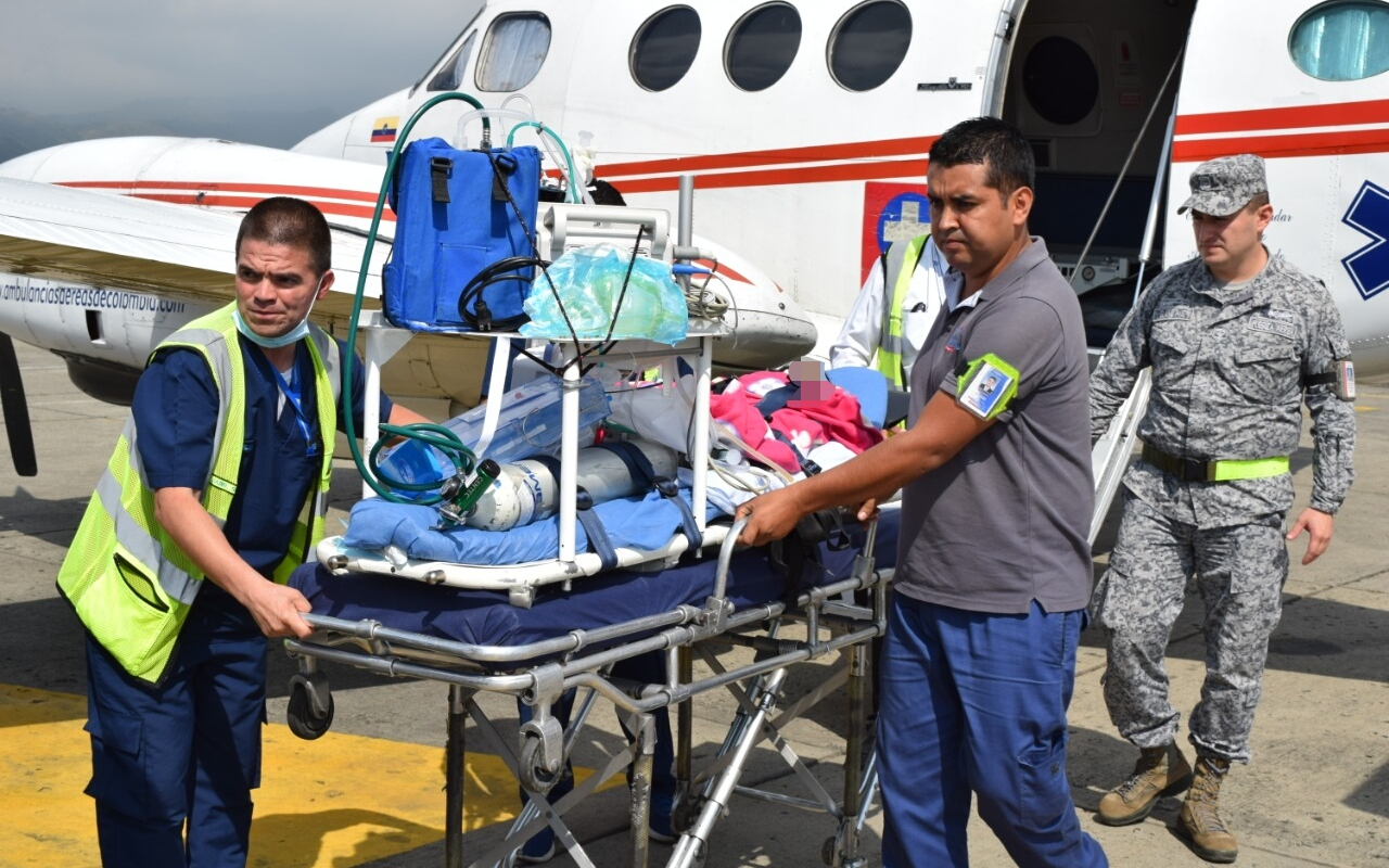 Base Aérea Marco Fidel Suárez se convirtió en puente aéreo para trasladar a un menor en estado critico de salud