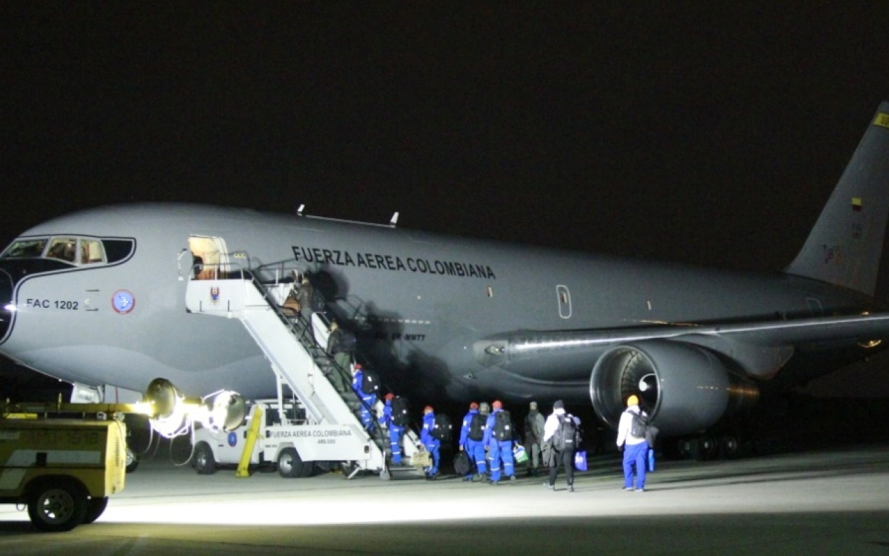 Avión Júpiter 767 de su Fuerza Aérea Colombiana despegó rumbo hacia Wuhan