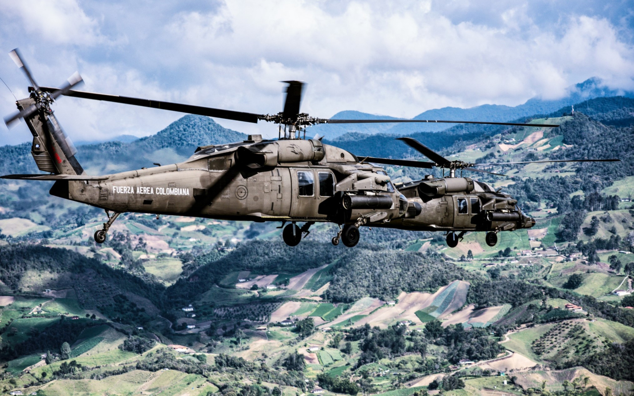 Helicóptero arpía de la Fuerza Aérea sostiene presencia en el nororiente de Medellín 