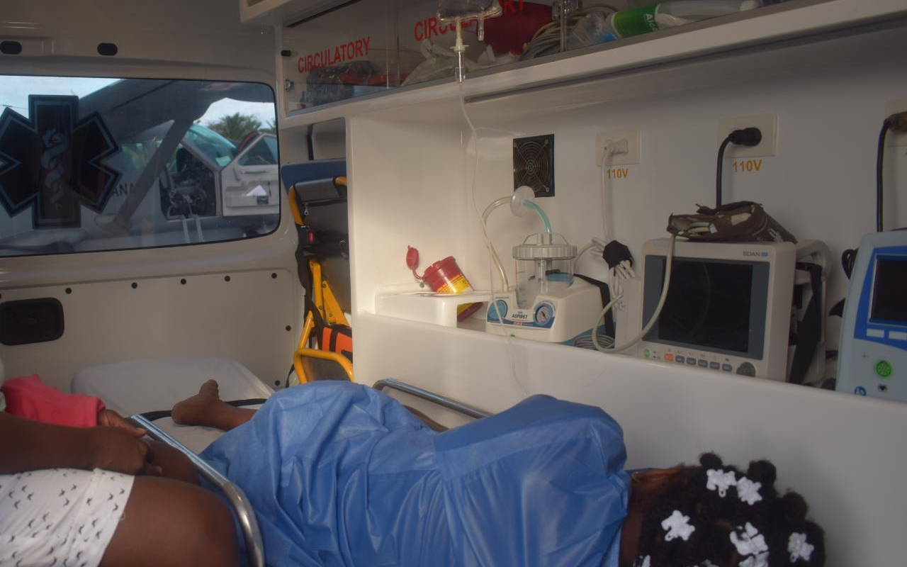 Avión ambulancia realiza tres traslados aeromédicos desde Providencia