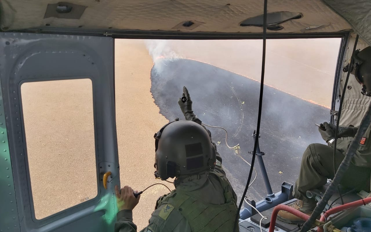 Extinción de incendio de gran magnitud en Vichada, fue apoyado por su Fuerza Aérea Colombiana