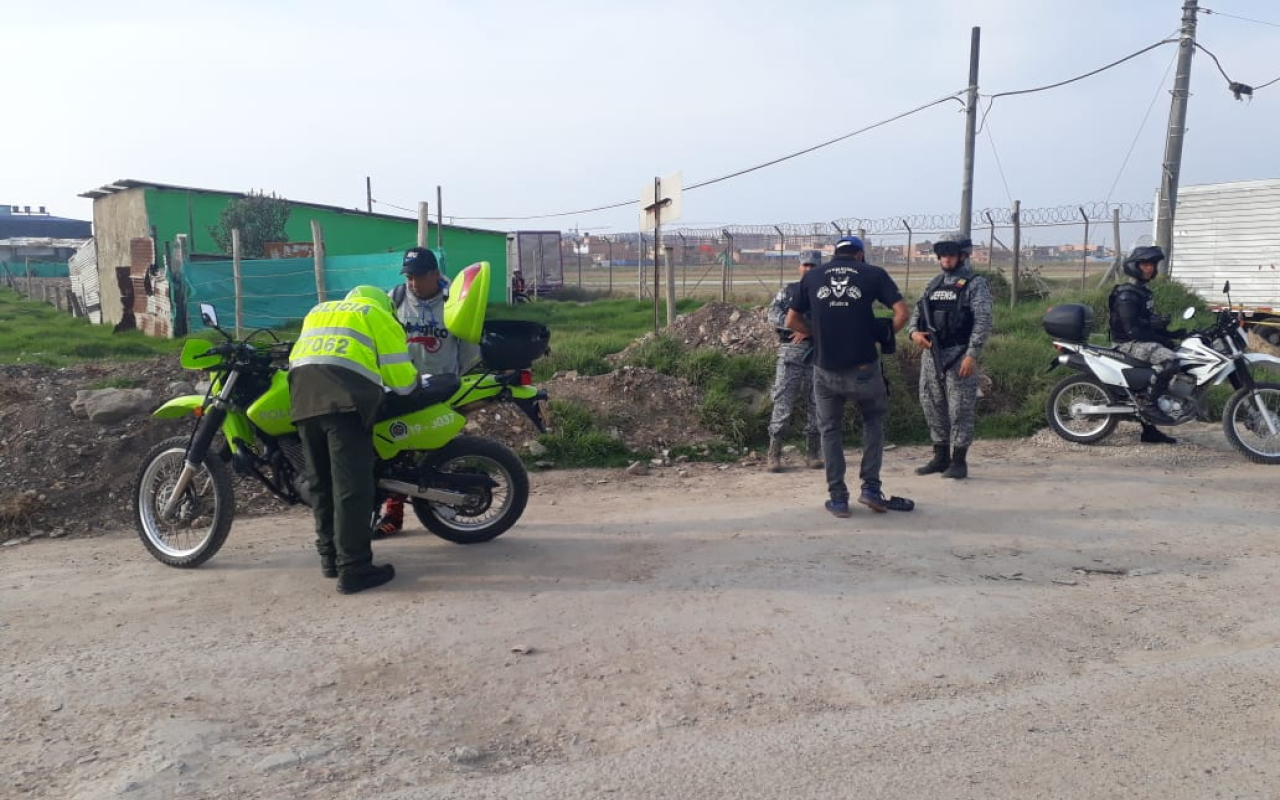 Dia a día apoyando a la comunidad de Madrid Cundinamarca