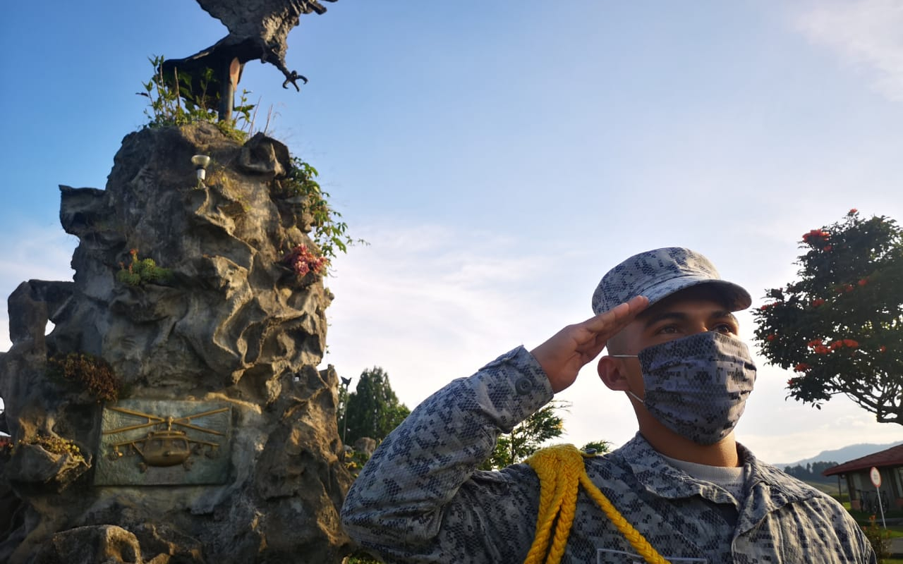 Seguiré disfrutando de mi pasión por la aviación, sirviéndole a mi país