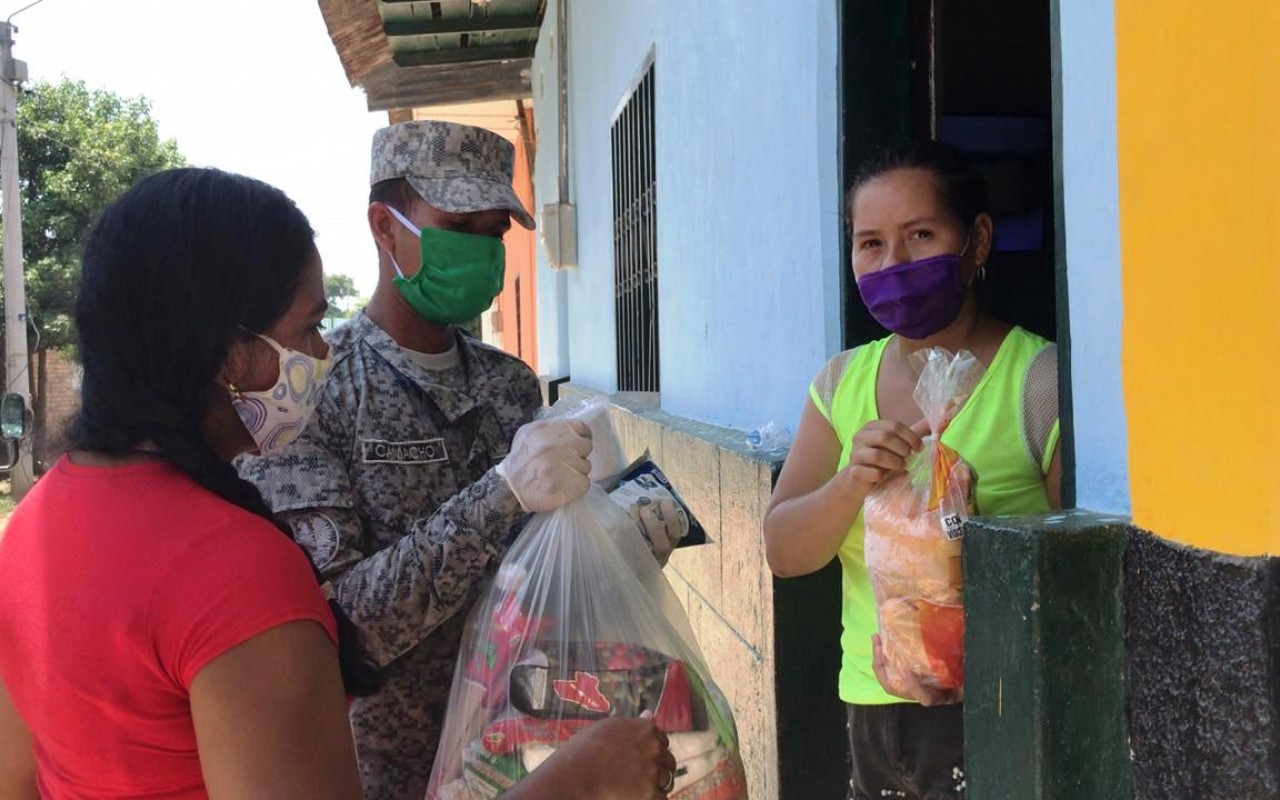 Fuerza Aérea benefició a familias vulnerables del municipio de Flandes