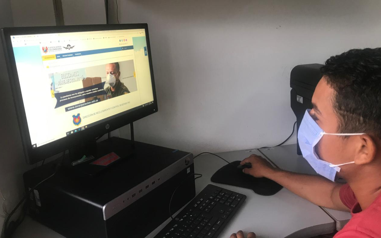 El Grupo Aéreo del Oriente apoya los sueños de los jóvenes en el Vichada
